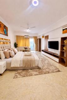 Ocean Pearl Residence Beachfront Apartment - 5