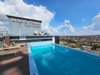 Modern 2-bedroom apartment in Oasis Park - Swimming pool - 8