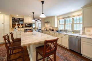 Historic Coastal Home • Marsh Views • Pet-Friendly - 9