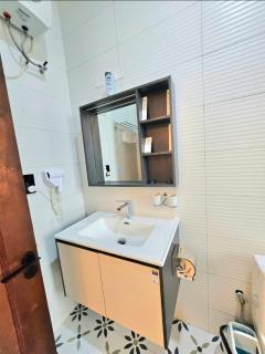 sumix hotel bwebajja - 9