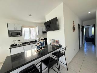 Depto Moderno Blanco Esmeralda 3 min Malecón y Playas - 4