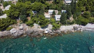 Luxury Beach House - 3