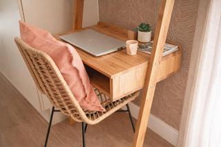 StayatSas Sam, middenin het bos, kindvriendelijk, stijlvol ingericht, parkeren naast het huisje,veel privacy, ruime tuin - 2