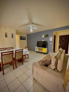 Apartamento a 50m da praia da Enseada - 3 quartos - 8