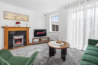 HomeBase Midlands Contractors Relocation Parking - 9