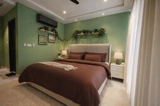 Sylvan 1 BR Apartment with Self Check in Gulberg Center with Pool - 0