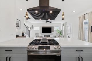 Lone Star Getaway Texas Retreat - 8