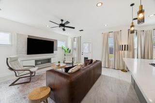 Lone Star Getaway Texas Retreat - 4