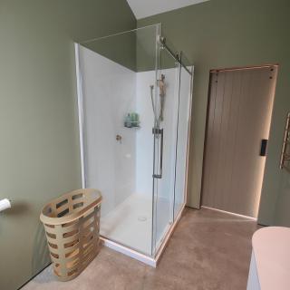 Winder-Lea Whare in Native Bush - 7