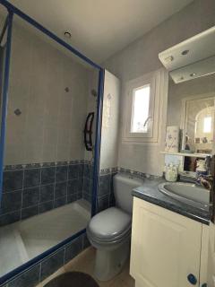 Villa avec jardin et piscine - au pied de la colline - 4