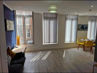 Cosy 2BR Flat for 4 in Hull's Historic Old Town - 0