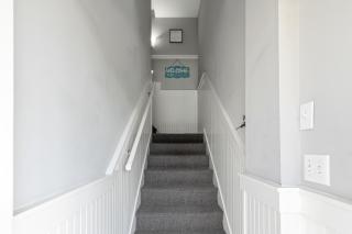 New Kululu WEST- 3 BR, Sleeps 11, Heated Salt Water Pool, Bikes & moments from the beach - 4