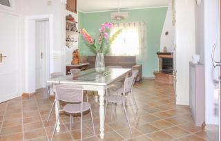 Stunning Home In Trabia - Trabia - 7