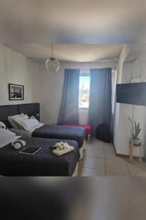 Apart 1013 con Piscina Gimnasio Laundry y Seguridad 24 hs - 1