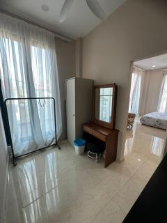 The Glass House Gelugor City - 2