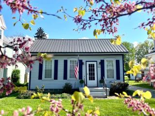 Coastal Cape Cod w/ King Bed, Game Room, & Bikes! - 9