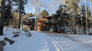 Family-Friendly Mountain Cabin Pet Friendly! - 8