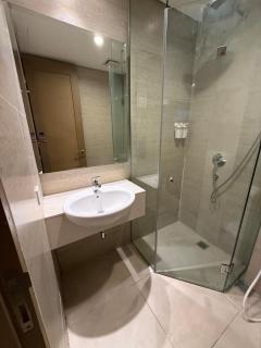 All New 1bd luxury apartment in west jakarta - 9