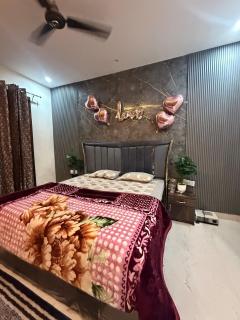 Premium 2BHK Stay in Rishikesh - 3