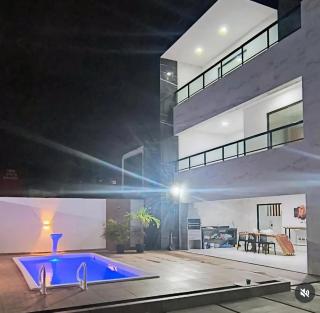 Casa Moderna 4 quartos 4 suites a 120 metros da praia - 0