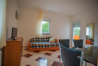 Apartments Nina - Promajna - 6