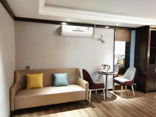 Borrman Hotel Zhongshan Henglan Xiyong - 7