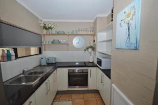 Riverview Holiday Waterfront Apt 10 - 2 Storey - Kalbarri, WA - Kalbarri - 3