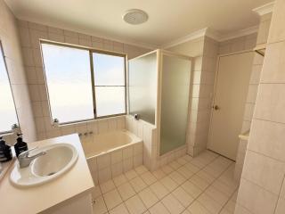 Pelican Shore Villa 14 - Kalbarri WA - 4