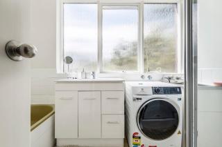 Peaceful Green Haven - 9