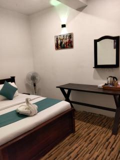 Nest Of Peak Ella - 4