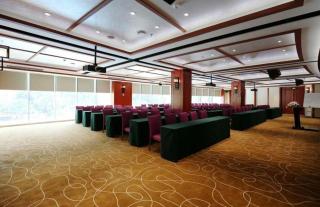 Grand Nest Hotel (Tang Jia Wan Beach) - 8