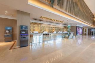 Yanji Yanbian International Hotel - 8