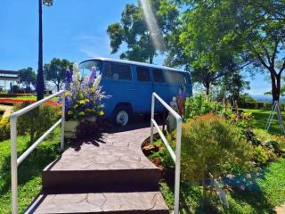 Montana Cotswolds Resort - 7