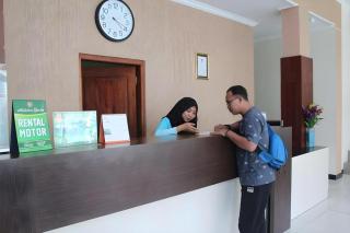 Malioboro Garden Hotel Yogyakarta - 5