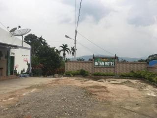 OYO 2410 Intan Hotel - 9