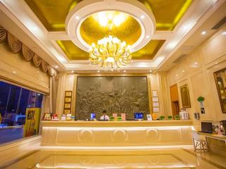 Vienna Hotel Shenzhen Bao'an Airport Taoyuanju Pingluanshan Metro Station - 7