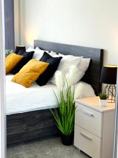 Sea view Mercury Tower, Rooftop infinity Pool - 8