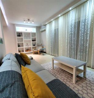 Downtown Living Central 2BR Free Private Parking - 7