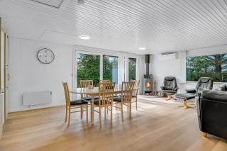 Family-Friendly Holiday Home With Large Wilderness Bath, Close To The Water - 4