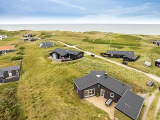 Lovely Hot-Tub House In Klitmøller, 100 Meters From The North Sea - 0