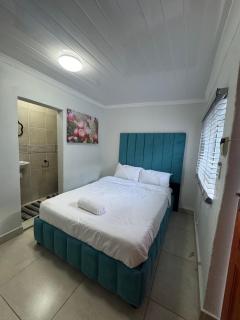 Canary Guest house - 8