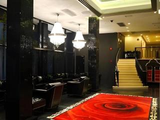 Elegance Bund Hotel - 3