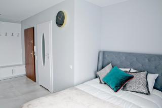 Elegant City Center Apartment 7B - 2