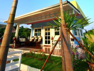 Chiangkhan Gallery Resort - 1