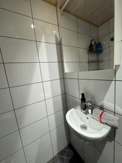 Laura comfy city apartment studio Kappeli 8-2 near Tallinn airport, next to the bus station - 2