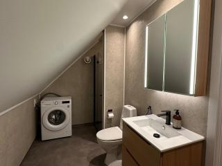 Cozy and modern apartment in Hamna - 3