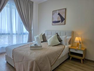 3R2B Baron Residence Lake City by DV - 2