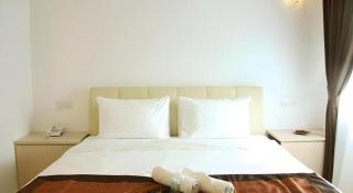 Peach Hill Hotel & Cafe - 7