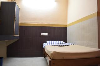 Hotel Abhiruchi Lodging - Hassan - 8