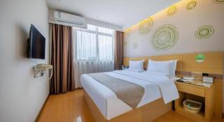 GreenTree Inn Huayin Huashan Town Huashan Scenicspot Express Hotel - 1